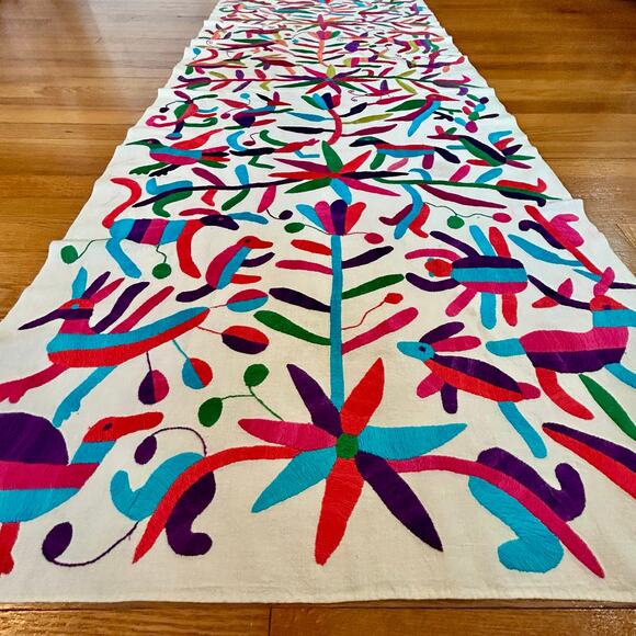 Handmade Mexican Otomi Embroidery Panel - Multicolor Animals & Flora on Cotton - Picture 3 of 9